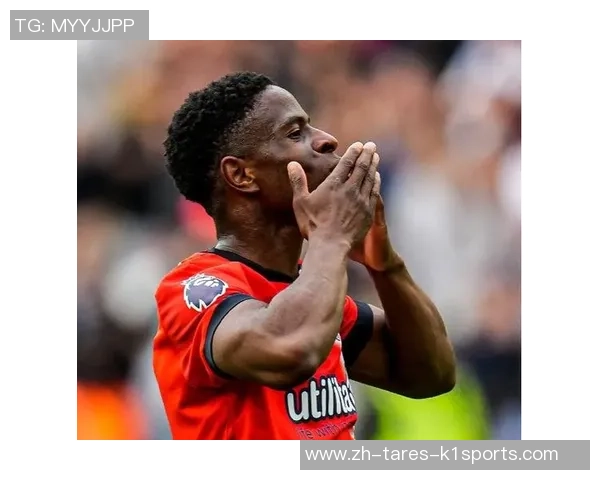 曼联“报价”1.01亿英镑求购两名球员，其间“新佩德里”的转会费将加快商洽